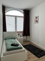 6 Betten, 4 Einzelzimmer, EG – Monteurwohnung Bremerhaven Bild 6