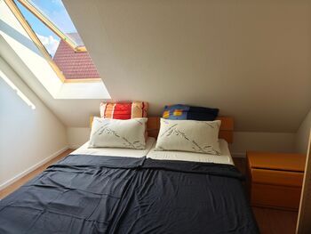 2-Zi. DG-Whg. mit Balkon in Herrenberg-Obj. - 63m² Bild 2