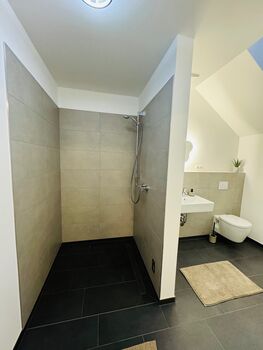 Lübeck: Monteurunterkünfte mit WLAN, Parkplatz, Balkon&Küche Bild 5