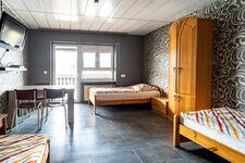 Wohnung Nr. 3, Zimmer 2