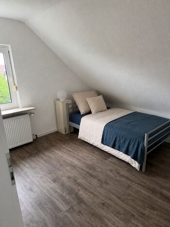 NEU: Erstbezug große Unterkunft 8 Personen und 5 Zimmer Picture 3