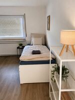 NEU: Erstbezug große Unterkunft 8 Personen und 5 Zimmer Bild 1
