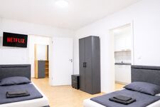 LETA Homes - Monteurzimmerwohnung - Einzigartige Lage Bild 1