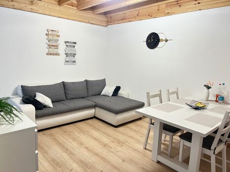 2. Monteur Wohnung (2- 3 Personen) Bild 2