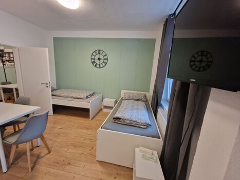 2-Zimmerwohnung mit Parkplatz und Waschmaschine in Bremen.