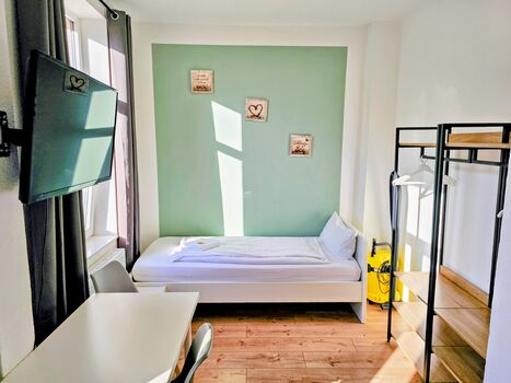 AMB Stays 2-Zimmerwohnung mit Parkplatz und Waschmaschine in Bremen.