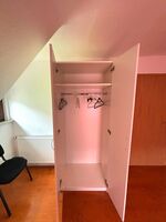 Kleiderschrank