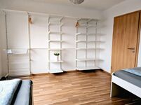 Erstes Schlafzimmer 