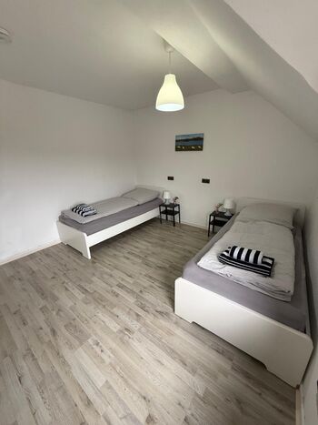 kleines Schlafzimmer - Bild 2