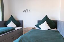 Rhön und Relax Ferienhaus/Terrasse/Kinderzimmer/Whirlpool Bild 4