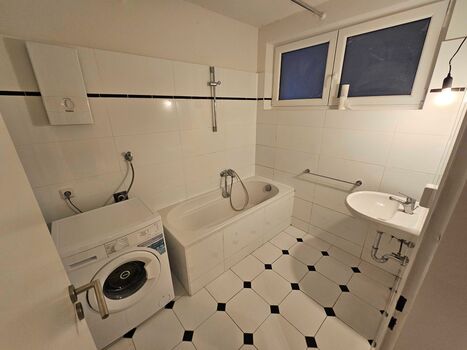 Badezimmer 1