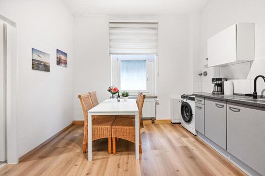 Monteurwohnung Duisburg | Bis 7 Personen | Einzelbetten | WLAN | Küche Bild 5