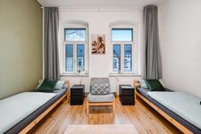 Monteurwohnung Duisburg | Bis 7 Personen | Einzelbetten | WLAN | Küche Bild 1