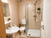 Monteurwohnung & Ferienwohnung voll möbliert Bild 5