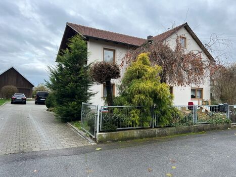 Haus in Bachstraße, Schierling