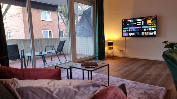 Wohnzimmer mit 55 Zoll Smart TV