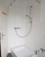 Wohnung 2: Bad mit Dusche