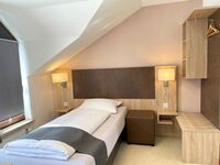 Einzelzimmer mit Bad & Küche