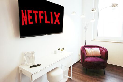 Schönes Apartment zentral gelegen ideal für Messe | Montage Bild 5