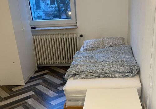 Monteur-/Pendler-Wohnung,Bahnhofnah,Kiel-ab 17 Euro möglich Picture 5