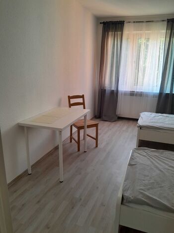 **** Hometime24 - Frisch renovierte Wohnung in Krefeld **** Bild 4