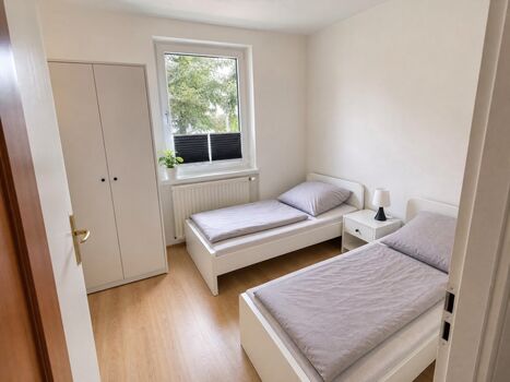 FL4 / TOMASZ-LIVING in FLENSBURG - Einzelbetten + WiFi