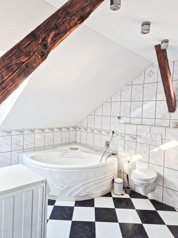 400qm - 7min zum Bahnhof - 30min nach Ingolstadt/Augsburg Bild 2