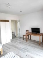 Hometime24 in Krefeld – Parkplatz inklusive Bild 5