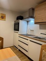 Stilvolle, hochwertig ausgestattete Wohnung Bild 8