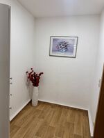 Stilvolle, hochwertig ausgestattete Wohnung Bild 12