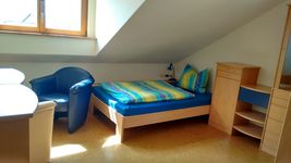 Schöne Wohnung mit 5 Schlafzimmern+ Appartement für 2 Person Bild 1