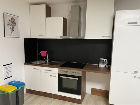 Appartements - Einzel und Doppel in Autobahn A7 nähe Picture 2