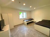 Zimmer mit Fernseher