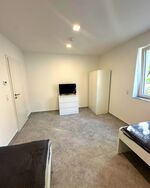 Zimmer mit Fernseher