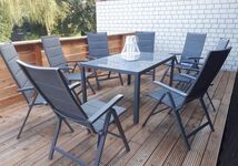 Gemütliche Sitzmöglichkeit auf der Terrasse