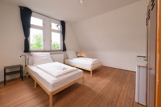 3 Zimmer Wohnung HN Zentrum - Smart TV, Parkplatz, Terrasse Bild 2