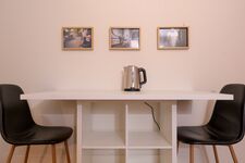 3 Zimmer Wohnung HN Zentrum - Smart TV, Parkplatz, Terrasse Bild 3