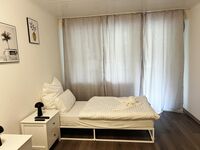 Monteurswohnung mit Balkon in der Stadt! Gute Abindungen Bild 11