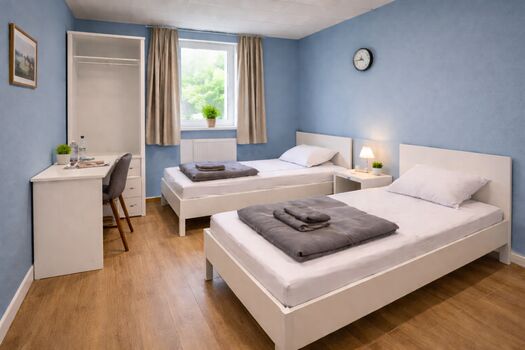 Top Lage, Top Preis: Mitarbeiterzimmer ab 16 Euro! Bild 1