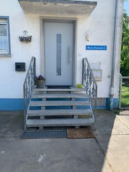 Helle Einzel- und Doppelzimmer in Gernsheim
