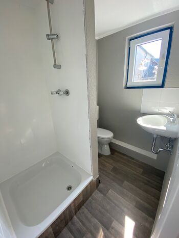 EMAS 6 / Whg. mit 3 Einzelbetten, WLAN, Küche, Waschmaschine Picture 2