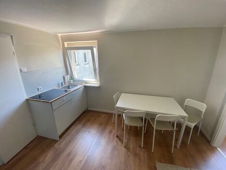 EMAS 6 / Whg. mit 3 Einzelbetten, WLAN, Küche, Waschmaschine Picture 4