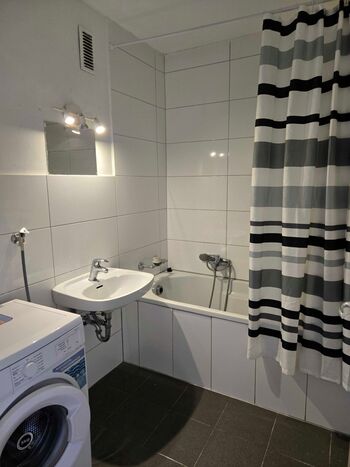 Badezimmer 1