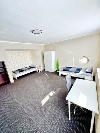 200 m² Wohnung Verl NEU!!! 2-Bäder/2 WC`s/5 Schlafzimmer Obrázok 5