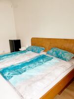 komfortables Einzelzimmer Forbach - Smart TV, Küche und WLAN Bild 7