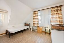 Monteurzimmer Zimmer mit eigenem Bad/WC. Gemeinschaftsküche Bild 1