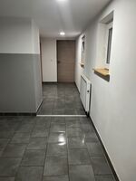 1 Apartment OG Flur