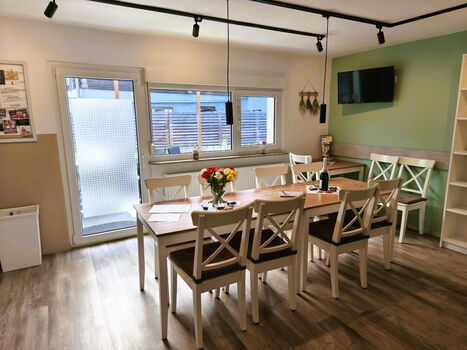 Privatzimmer + Wohnungen von Unterkunft4You Bild 3