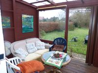 Terasse mit Blick in den Garten