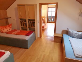 Bio-Ferienhof Gast Bild 5